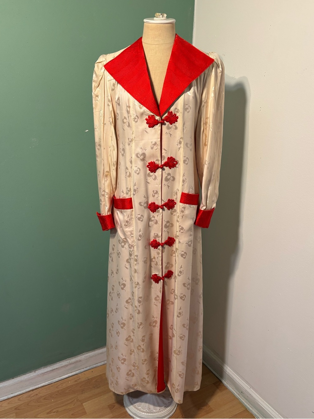 Vintage Chinese Cream and Red Women's Long Satin Robe Dressing Gown